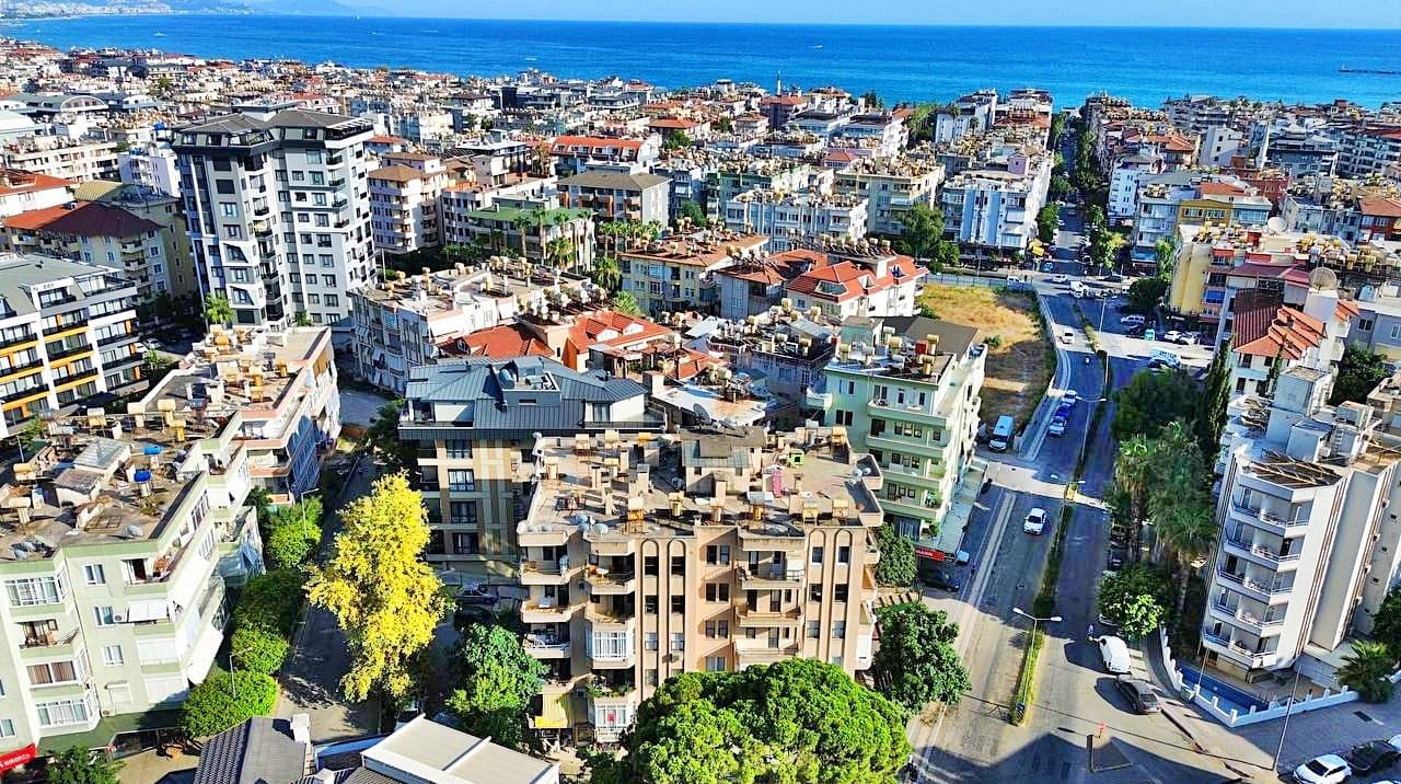 Bright 2+1 apartment with open views in central Hacet, Alanya, for sale