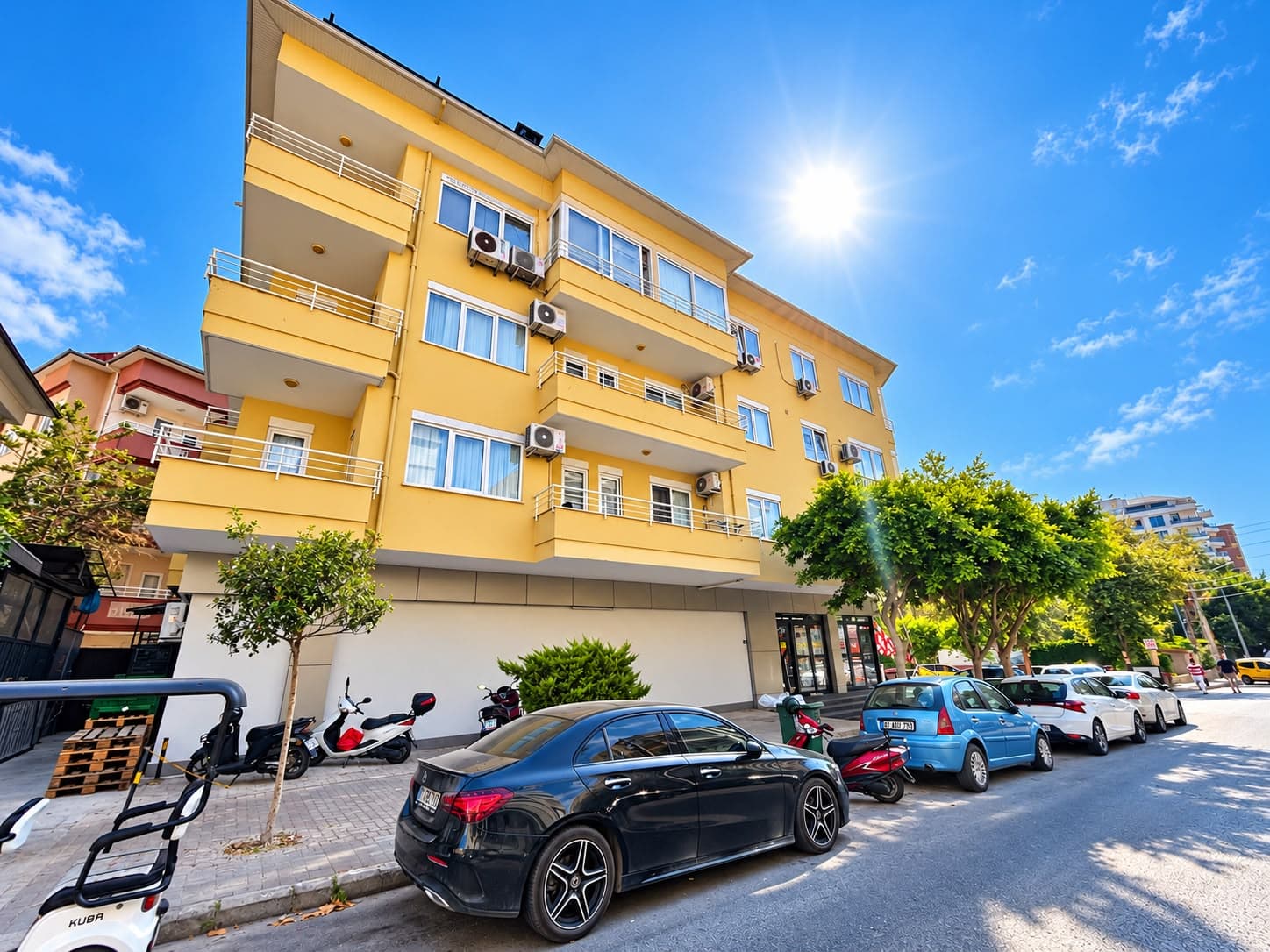 Custom-designed 3+1 duplex near the tax office in central Alanya, for sale